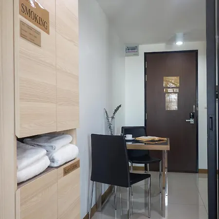 Bangkok Feliz Sukumvit69 Apartment ภายนอก รูปภาพ